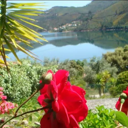 Lakeside Rest Ferreira do Zezere Exterior photo